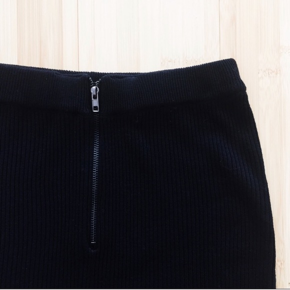 Knit High Waist Flare Pants - Picture 6 of 6